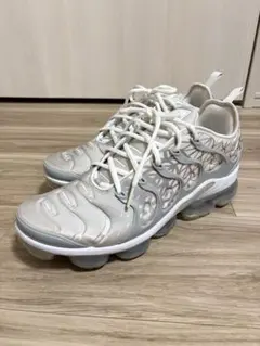 NIKE AIR VAPORMAX PLUS スニーカー　28cm