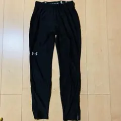 UNDER ARMOUR ブラックタイツ SM サイドジッパー付き　ゴールドギア