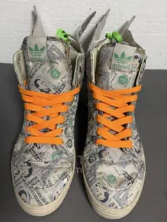 ハイカット スニーカー