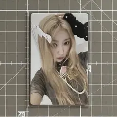 ILLIT NOT CUTE ANYMORE モカ トレカ