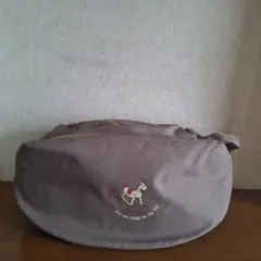 持ち手付き多機能収納ポーチ