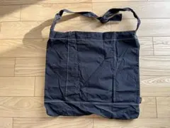 Item thumbnail for item 4502ffb7-ca6a-4b7b-bc3d-5735817cc9db