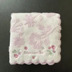 新品　アフタヌーンティー　タオルハンカチのサムネイル