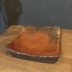 陶器皿 四角形　かなりどっしりしてます。