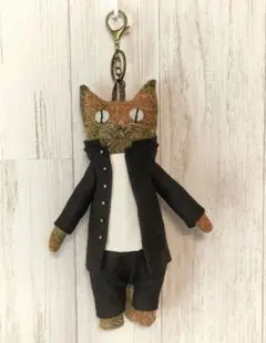 猫のぬいぐるみ　キーホルダー　ハンドメイド