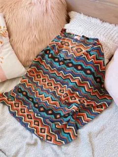 ANAP ギャルファッション 派手シャツ カラフルシャツ 春夏コーデ 海プール