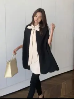 バースデーバッシュ　CAPE RIBBON BLOUSE