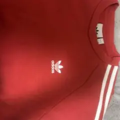 adidas 赤 トレーナー Mサイズ
