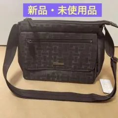 Item thumbnail for item 6bb143c5-fa9b-49d5-8e2a-eb62d6cfc4d2