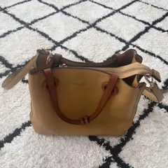 美品 FIRANO カジュアルシックハンドバッグ