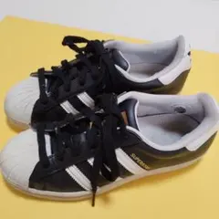 adidas SUPERSTAR ブラック/ホワイト
