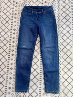 Item thumbnail for item 86008053-ef88-4b1b-8e93-5948812ad09c