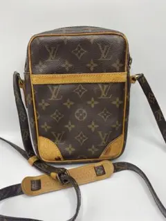 訳あり　ベタつきなし　ルイヴィトン　モノグラム　ダヌーブ　斜めがけ