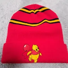 プーさん刺繍 赤いニット帽