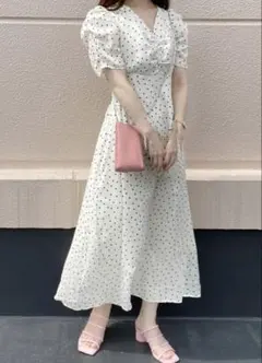 ホワイト ドット柄 ロングワンピース