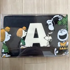 新品 PEANUTS スクエアポーチ イニシャル A スヌーピー
