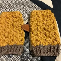 ソロフィムでパプコーン編みした指なしハンドウォーマーJS0290