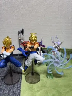 ドラゴンボール・フリーレン　フィギュアセット