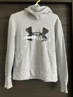 Under Armour グレー フード付きパーカー XL