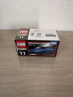 トミカ プレミアム 日産 スカイライン GT-R V-SPEC II Nür
