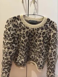 ZARA　レオパード柄　ニットセーター　サイズM