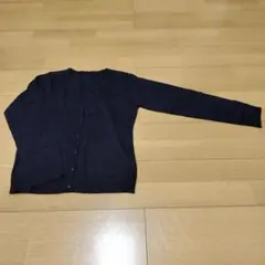 黒　Vネック　カーディガン