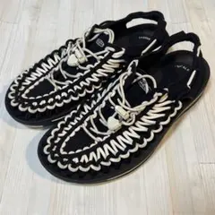 新品⭐︎キーン ユニーク 27.5 KEEN サンダル THC コラボ ペイズリー