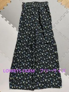ローリーズファーム　花柄ワイドパンツ フリーサイズ