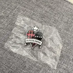 ツイステ　ハーツラビュル　ピンバッジガチャガチャ