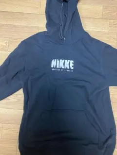 NIKKE フード付きスウェットシャツ 黒