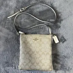 COACH シグネチャー ショルダーバッグ ホワイト コーチ　美品