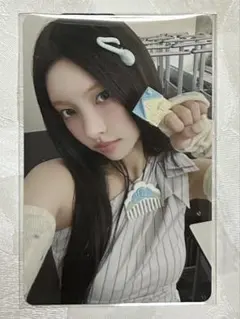 ILLIT NOT CUTE ANYMORE weverse 特典 トレカ ユナ