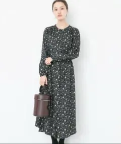 アーバンリサーチ　ヴィンテージ調花柄　ロングワンピース