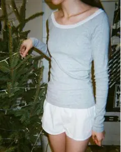 brandy melville LARISSA LONG SLEEVE TOP