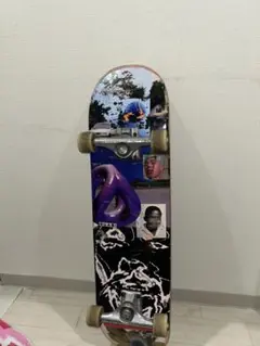 quasiskateboardsスケボー　スケートボード　インディペンデント