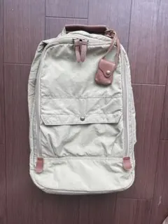 トーラ　ウオッシュナイロン×牛革リュック バックパック 週末値下げのサムネイル