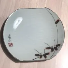 花デザインの皿 8枚セット