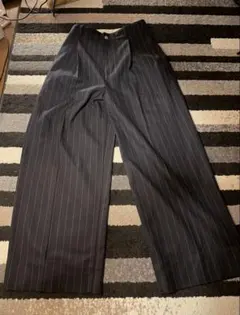 ストライプパンツ
