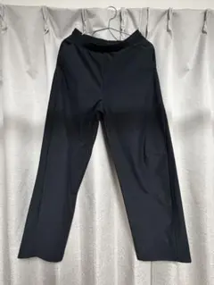 UNIQLO ジャージーカーブパンツ