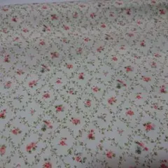 オレンジの小花柄プリント