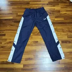 UNDER ARMOUR サイドボタン付きパンツ MD ネイビー