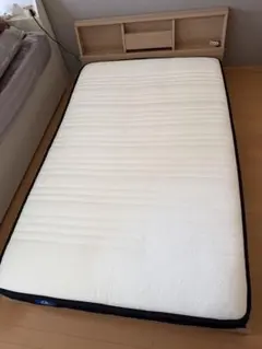 『直接引取限定』 セミダブル　フレームとマットレスセット