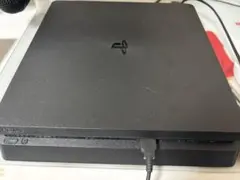 PlayStation 4 本体 ブラック【コントローラー付き】