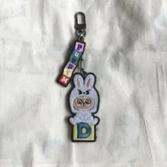 Stray Kids パピム SNZ TOY WORLD 刺繍キーホルダー - メルカリ