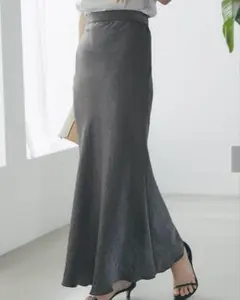 ラブティックボンボン きらきらサテンスカート 36