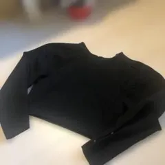 エモダ　ショートトレーナー