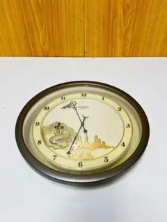 Small World RHYTHM 掛時計 クリーム色 金色 4MH689