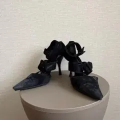 セルジオロッシ スエード ベルトデザイン　ブラック　パンプス37