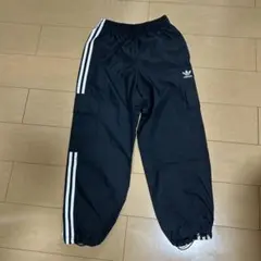 adidas 3本ライン ブラックパンツ