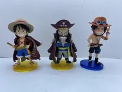 ワンピース　ワールドコレクタブルフィギュアスペシャルver ルフィ　ロジャー